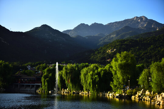 湖光山色风景如画