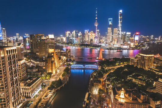 航拍繁华上海夜景