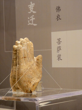 深圳市博物馆展出的北魏文物佛像