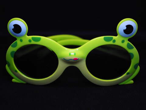 儿童青蛙遮阳眼镜