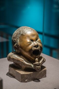 19世纪法国铜雕婴儿