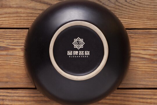 黑色盤子logo印字樣機