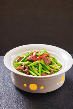 蘆筍炒黃牛肉