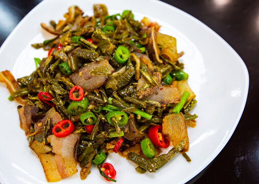 臘肉炒干椒