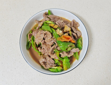 小炒牛肉