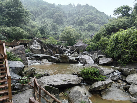 河流溪水