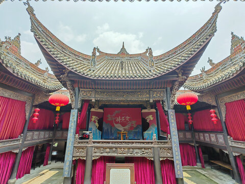 齊安公所戲臺