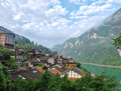 龔灘古鎮(zhèn)的早晨