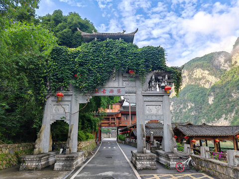 龔灘古鎮(zhèn)石牌坊
