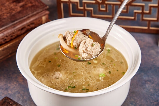 菌香肉丸湯