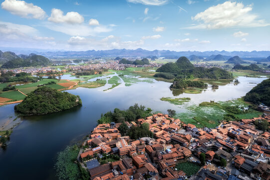 航拍普者黑鄉(xiāng)村風(fēng)景