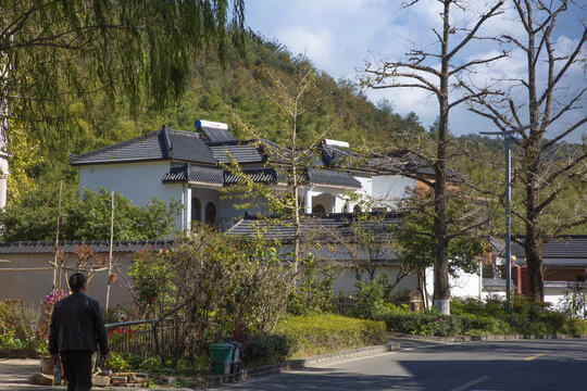 金秋八都岕田園風光