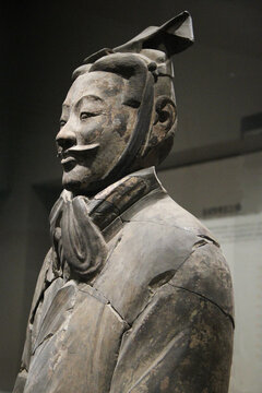 秦代文吏俑
