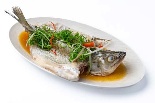 清蒸鱸魚
