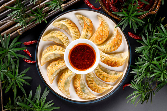 煎餃子