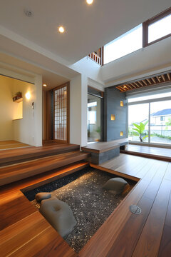 現(xiàn)代日式家居室內(nèi)設(shè)計，木地板和石頭花園