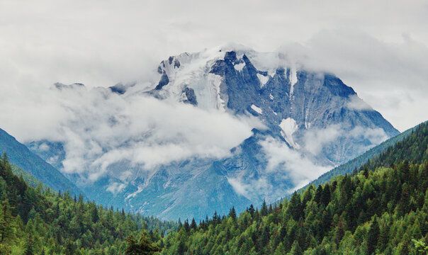 夏日雪山