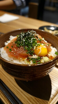 金槍魚(yú)刺身蓋飯