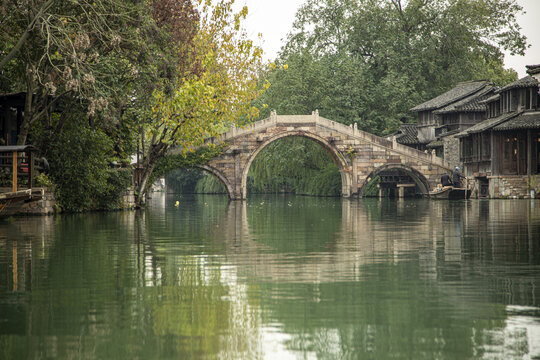 江南水鄉(xiāng)古鎮(zhèn)烏鎮(zhèn)石拱橋