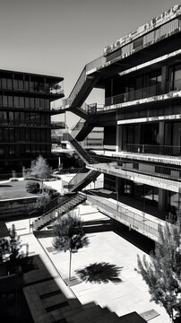 現(xiàn)代建筑外景樓梯設(shè)計(jì)