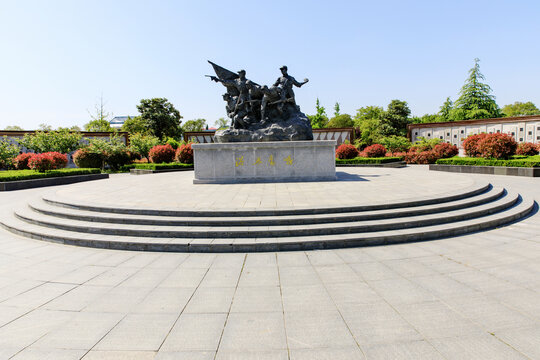 雙堆集烈士陵園浴血奮戰雕塑