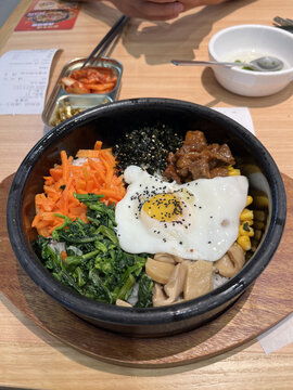 韓式石鍋拌飯