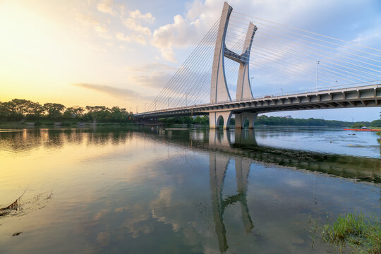桂林南洲大橋
