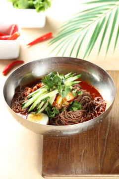拌蕎麥冷面