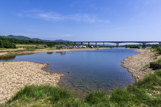 河灘露營基地