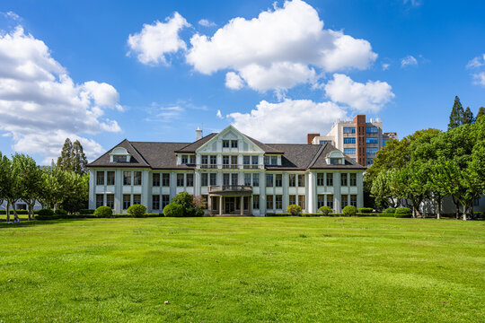 大學校園風光