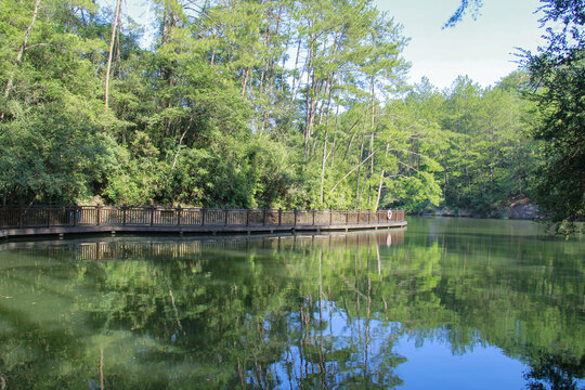 冠豸山石門湖風景區