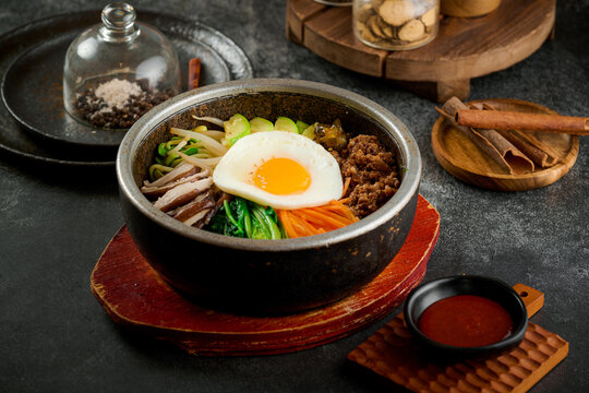 牛肉石鍋拌飯