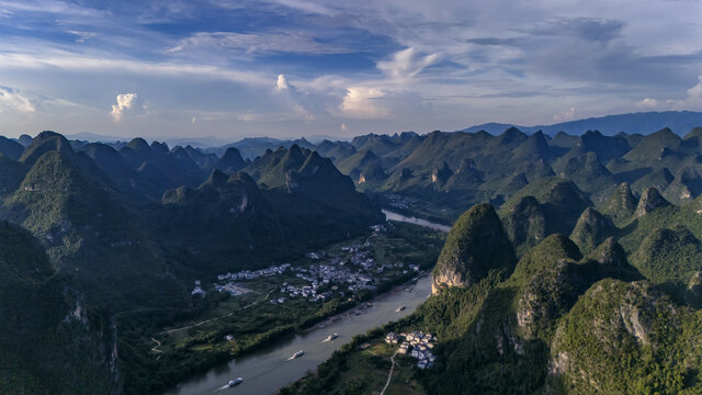 廣西省桂林市喀斯特地貌山水風(fēng)景