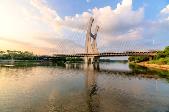 桂林南洲大橋