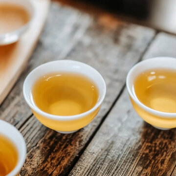 茶湯金黃