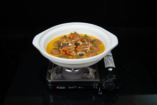 金湯河蟹燒肉圓