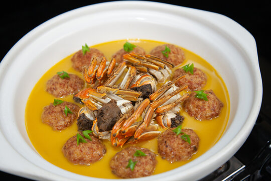 金湯河蟹燒肉圓
