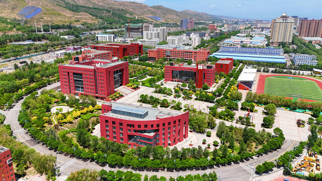 航拍青海城北區(qū)西寧職業(yè)技術大學