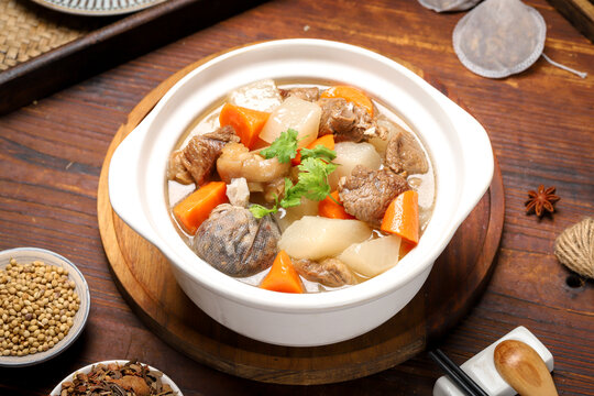 羊肉蘿卜湯