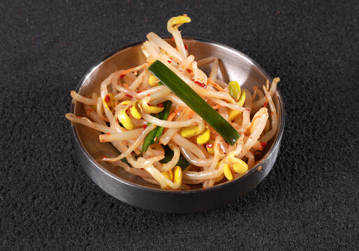 拌黃豆芽
