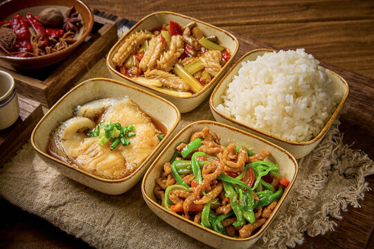 家常菜套餐飯