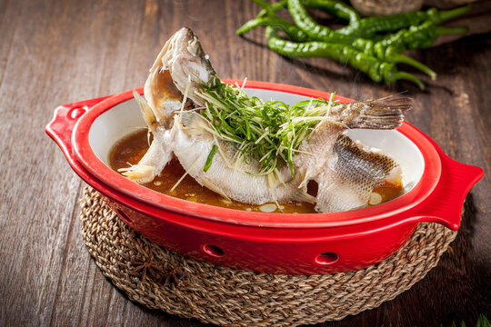 清蒸鱸魚