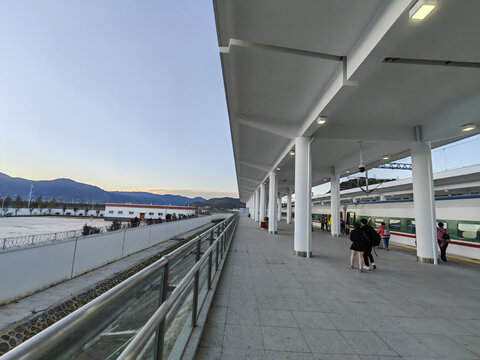 香格里拉火車站