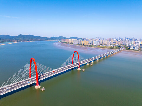 航拍下的杭州之江大橋