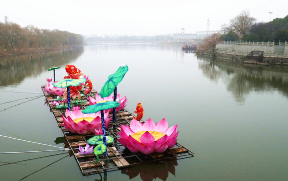 春節(jié)河燈