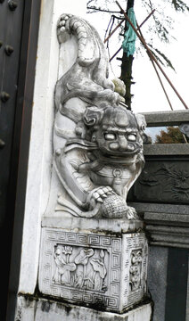 九華山石獅子
