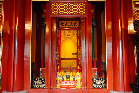 北京景山公園壽皇殿右龕匾同天光被