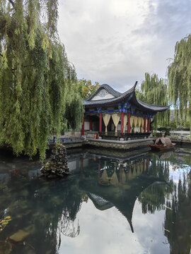 木府內景