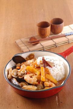 什錦海鮮蓋飯