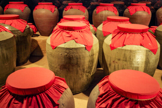 陳年老酒酒壇子